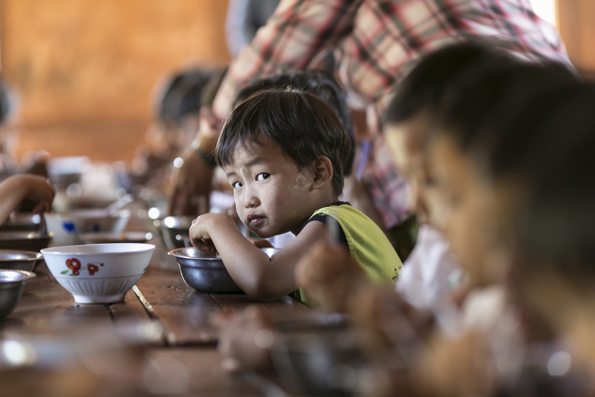 795 milioni di persone, soprattutto bambini, non hanno cibo a sufficienza. Nonostante i progressi degli ultimi 15 anni, la strada della lotta alla fame nel mondo è ancora lunga.